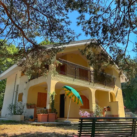 Ferienhaus Majella House *
